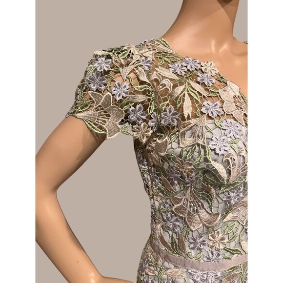 Marchesa Notte Ice Bell Bloom Sheath Crochet Overlay Dress Muted Blue Sz 8 - Picture 4 of 10